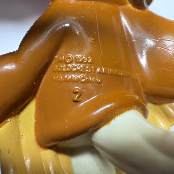 Disney Rock A Doodle Edmond PVC Figure Kid Toy Cartoon  Coonskin Cap Cat - Picture 4 of 5